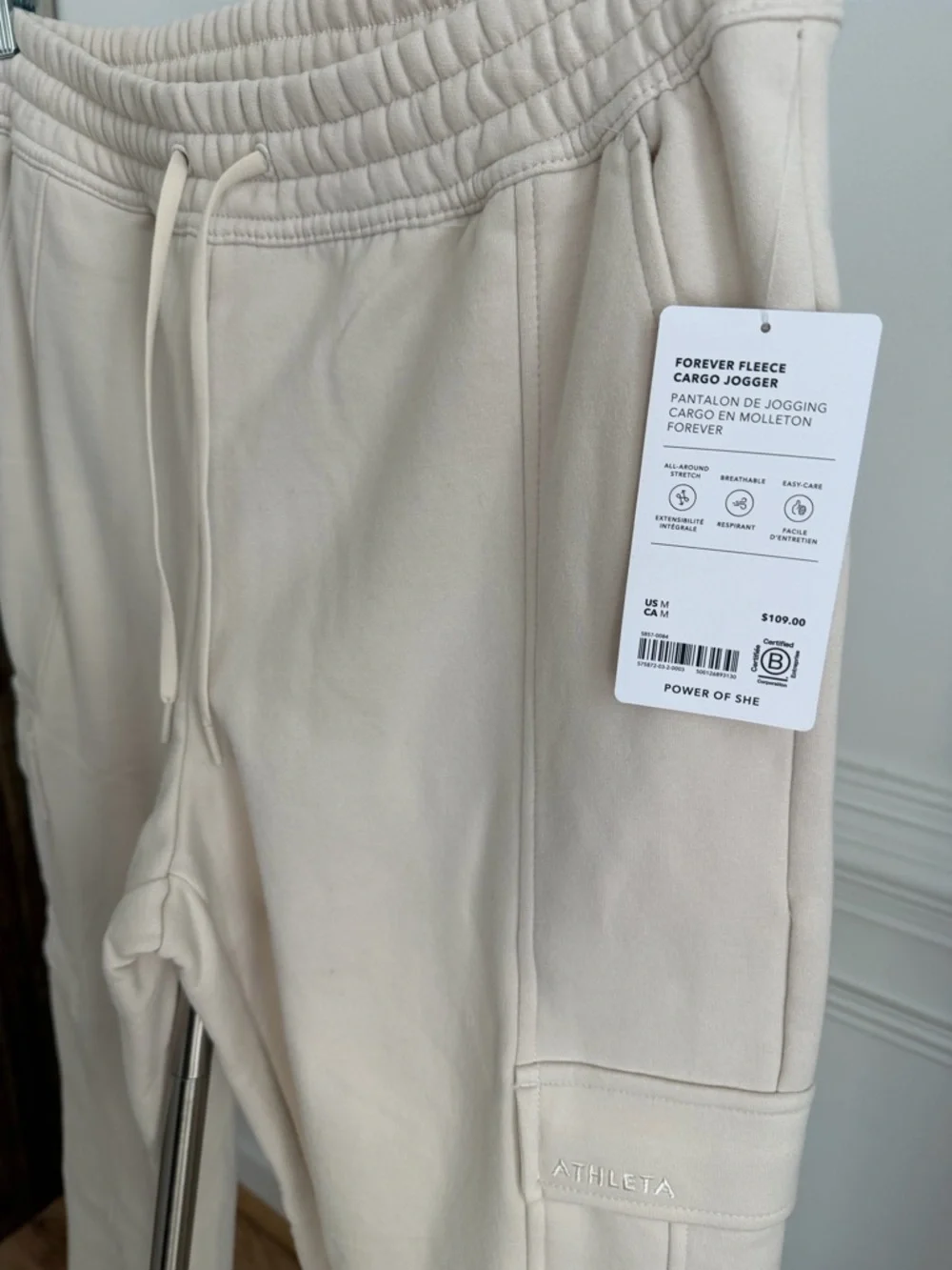 NWT Athleta Forever Fleece High Rise Cargo Jogger Bone Size Medium - Picture 9 of 11